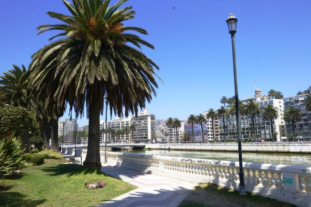 B&B Patrimonial Little Castle Vina del Mar Bagian luar foto